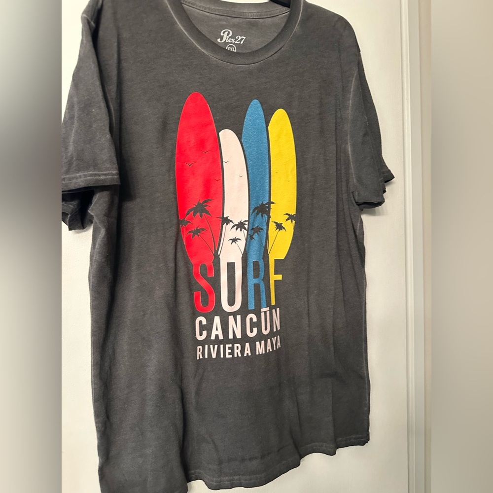 Cancun Gray Surf Graphic T-Shirt